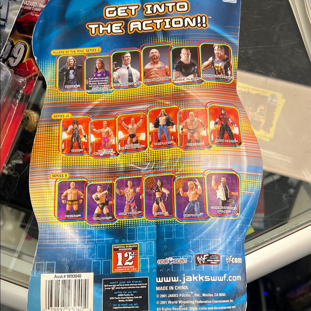 wF Perry Saturn Action Figure 0146 - Picture 2 of 2